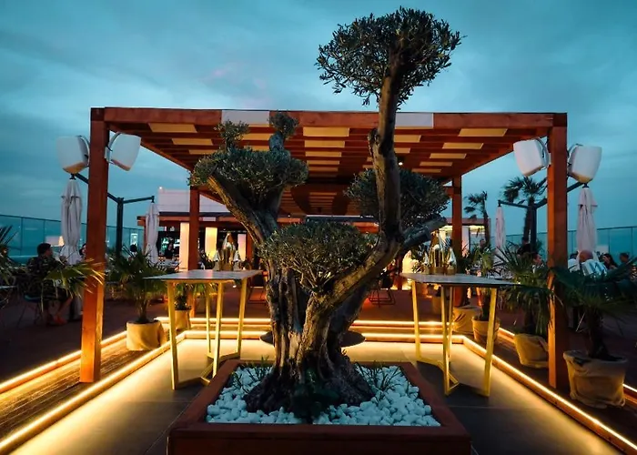 公寓 Luxury By The Sea *