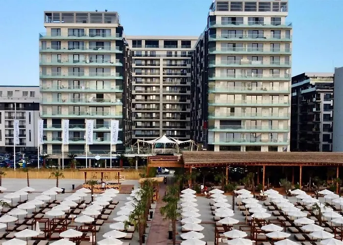 Luxury By The Sea 公寓 *